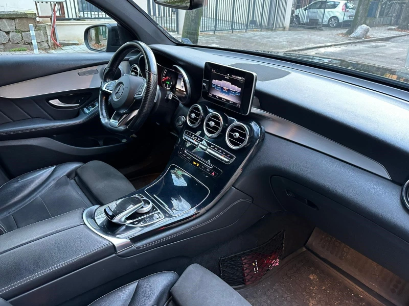 Mercedes-Benz GLC 250 d 4MATIC AMG Line, снимка 11 - Автомобили и джипове - 51920771