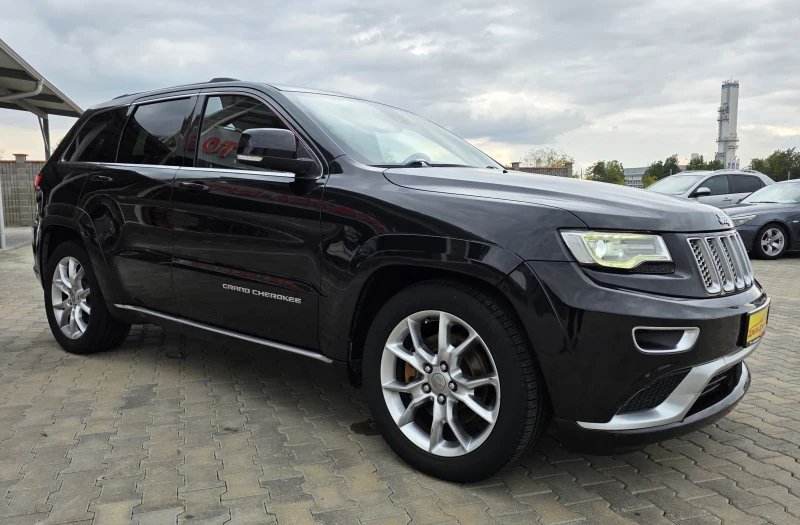 Jeep Grand cherokee 3.0D SUMMIT, снимка 3 - Автомобили и джипове - 52068604
