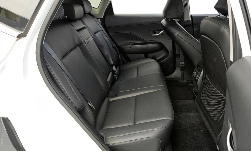 Hyundai Kona Gasoline 1.6 Turbo 2WD Premium, снимка 12 - Автомобили и джипове - 52113201