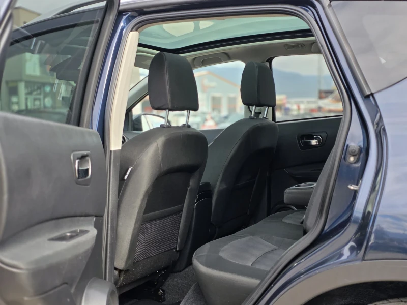 Nissan Qashqai 2.0 dci 150 k.c. 4X4 ПАНОРАМА, снимка 11 - Автомобили и джипове - 52877661