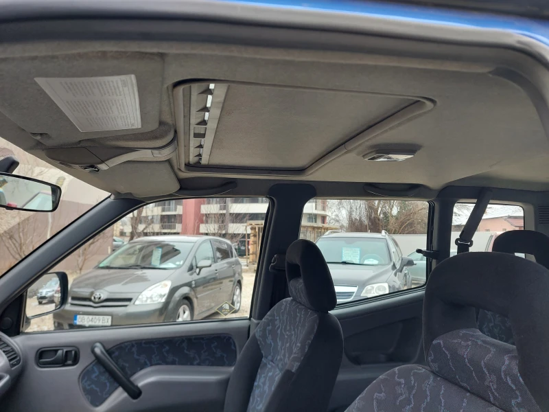 Nissan Terrano КЛИМАТИК-4x4-ТОП СЪСТОЯНИЕ, снимка 11 - Автомобили и джипове - 53211583