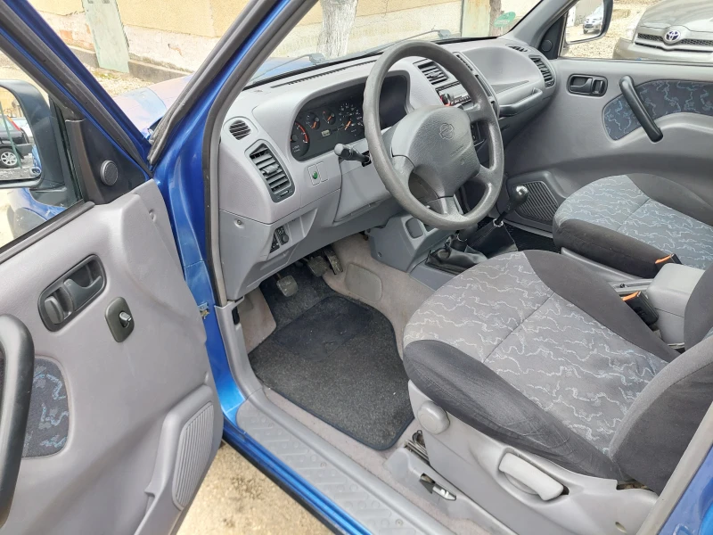 Nissan Terrano КЛИМАТИК-4x4-ТОП СЪСТОЯНИЕ, снимка 9 - Автомобили и джипове - 53211583