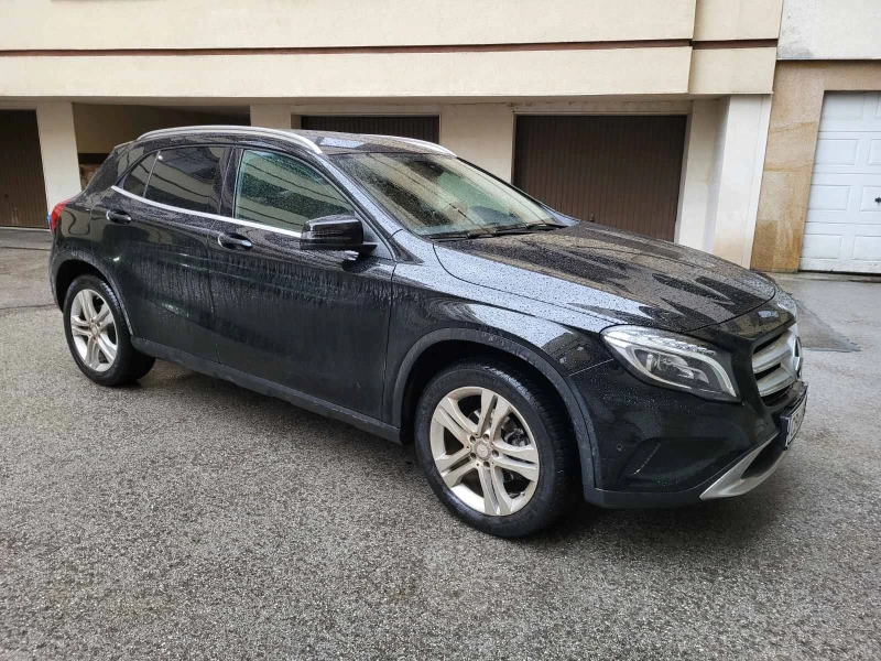 Mercedes-Benz GLA 200 d 4Matic SUV, снимка 4 - Автомобили и джипове - 53243126