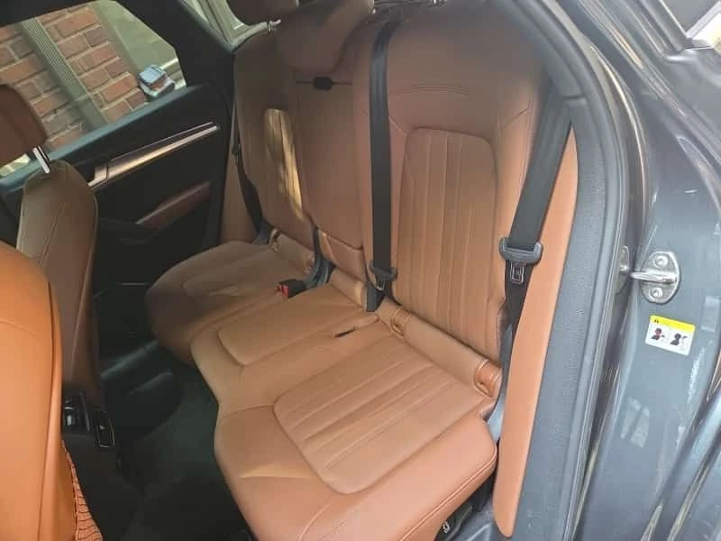 Audi Q5 * PROGRESSIV * S LINE * CARFAX * , снимка 10 - Автомобили и джипове - 55603139