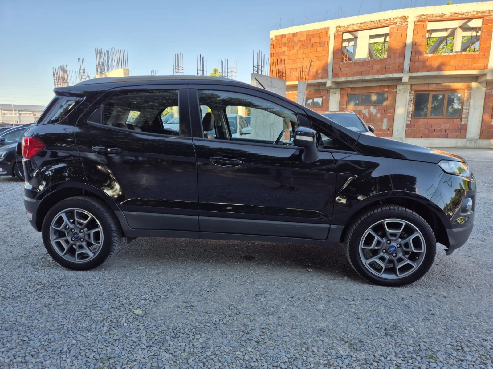 Ford EcoSport 1.5TDCI- Titanium, снимка 5 - Автомобили и джипове - 46940616