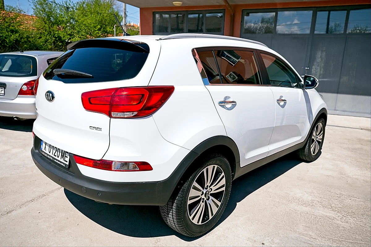 Kia Sportage 1.7CRDI 6 GEAR - изображение 5