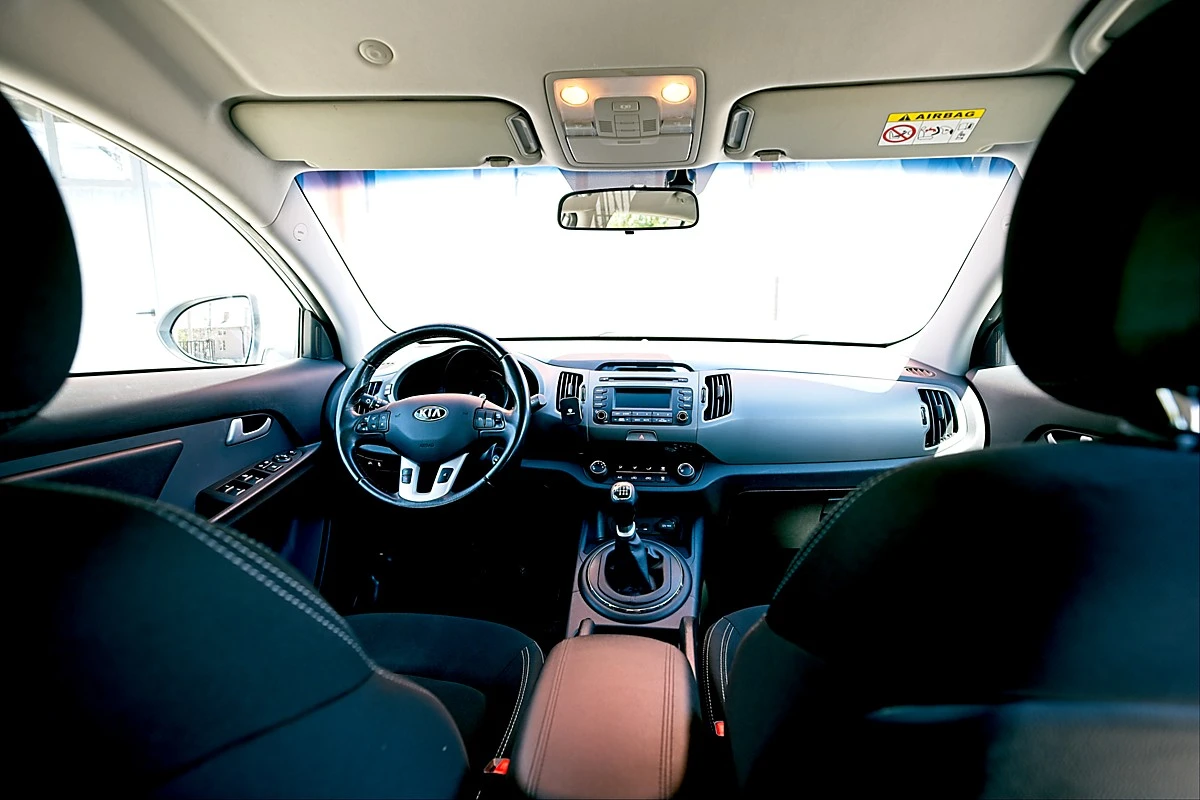 Kia Sportage 1.7CRDI 6 GEAR - изображение 7