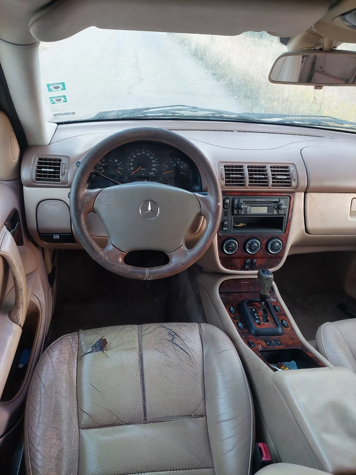 Mercedes-Benz ML 270 2.7 CDI - изображение 4