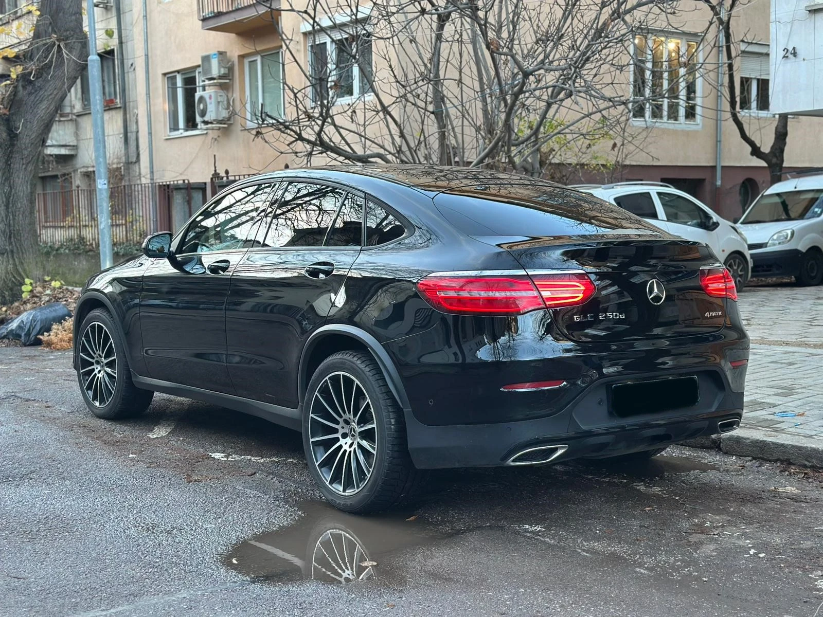 Mercedes-Benz GLC 250 d 4MATIC AMG Line - изображение 4