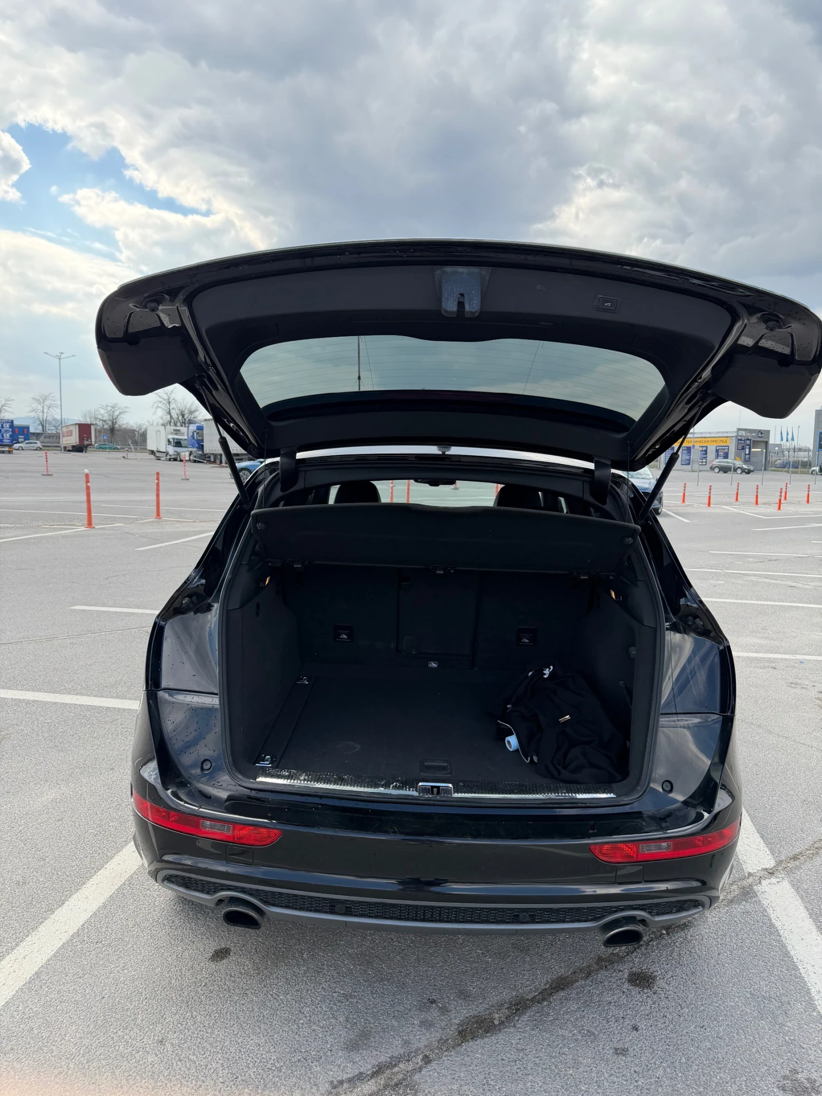 Audi Q5 2.0 ST-Line 129 хил. км., снимка 13 - Автомобили и джипове - 53977094