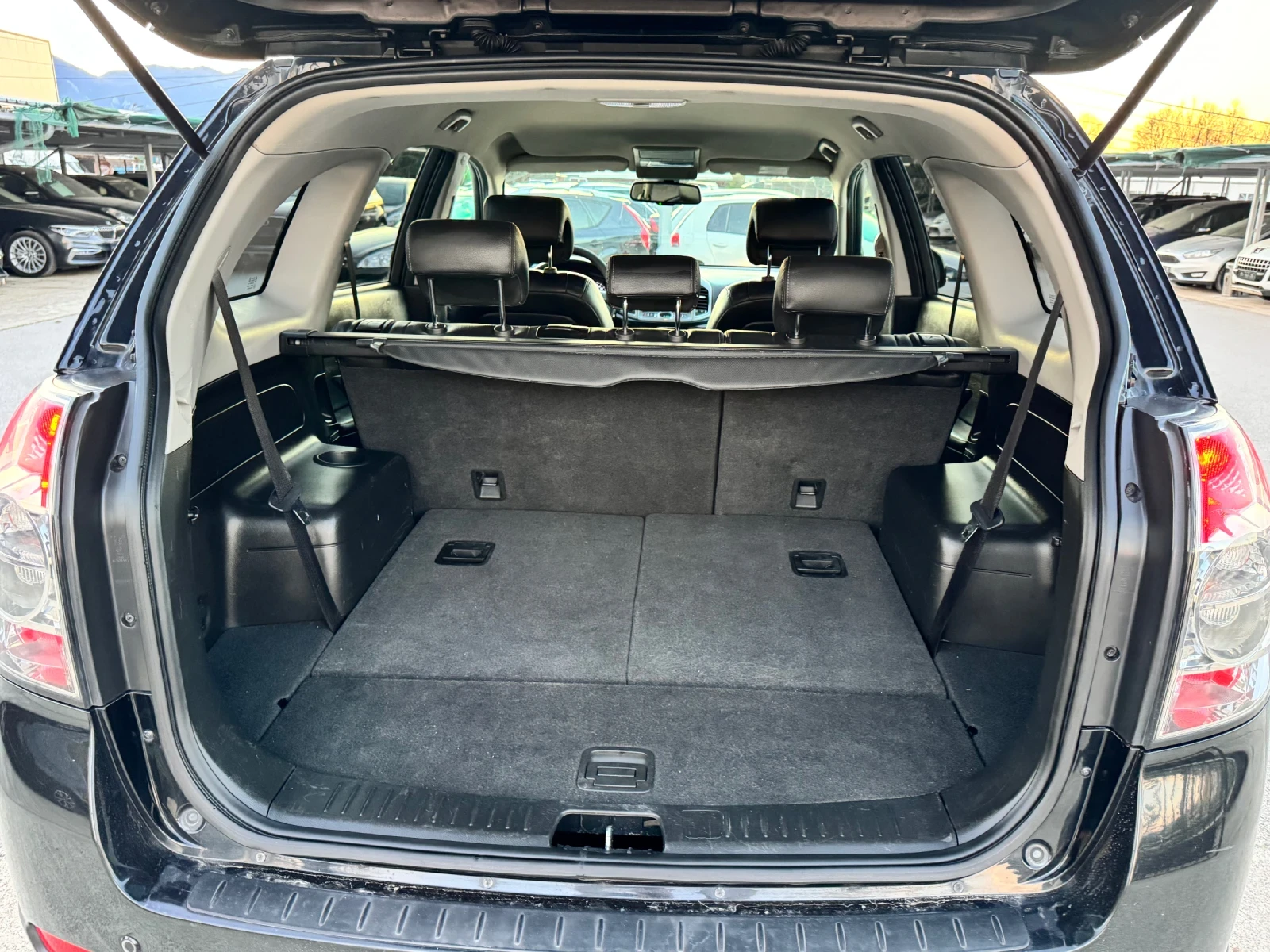 Chevrolet Captiva 2.2VCDI 4x4 6+ 1 АВТОМАТ, снимка 8 - Автомобили и джипове - 54127986