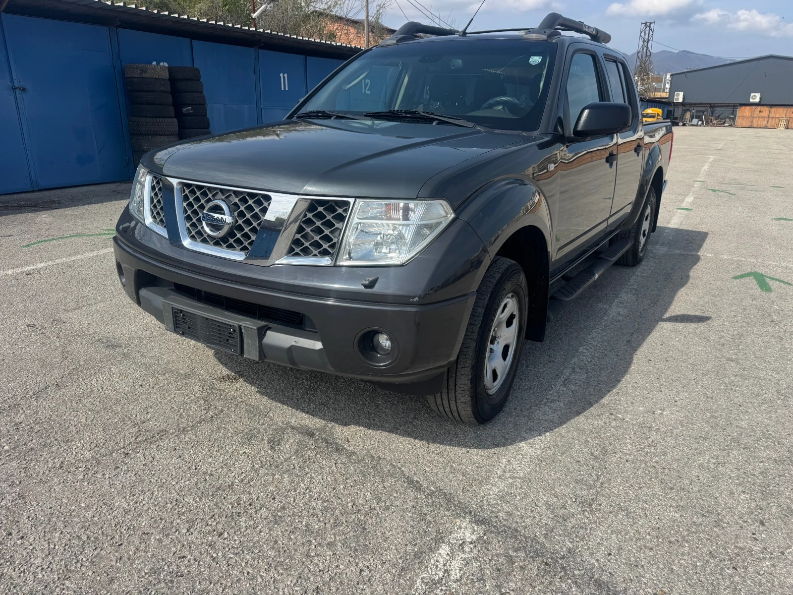 Nissan Navara 2.5 D АВТОМАТИК
