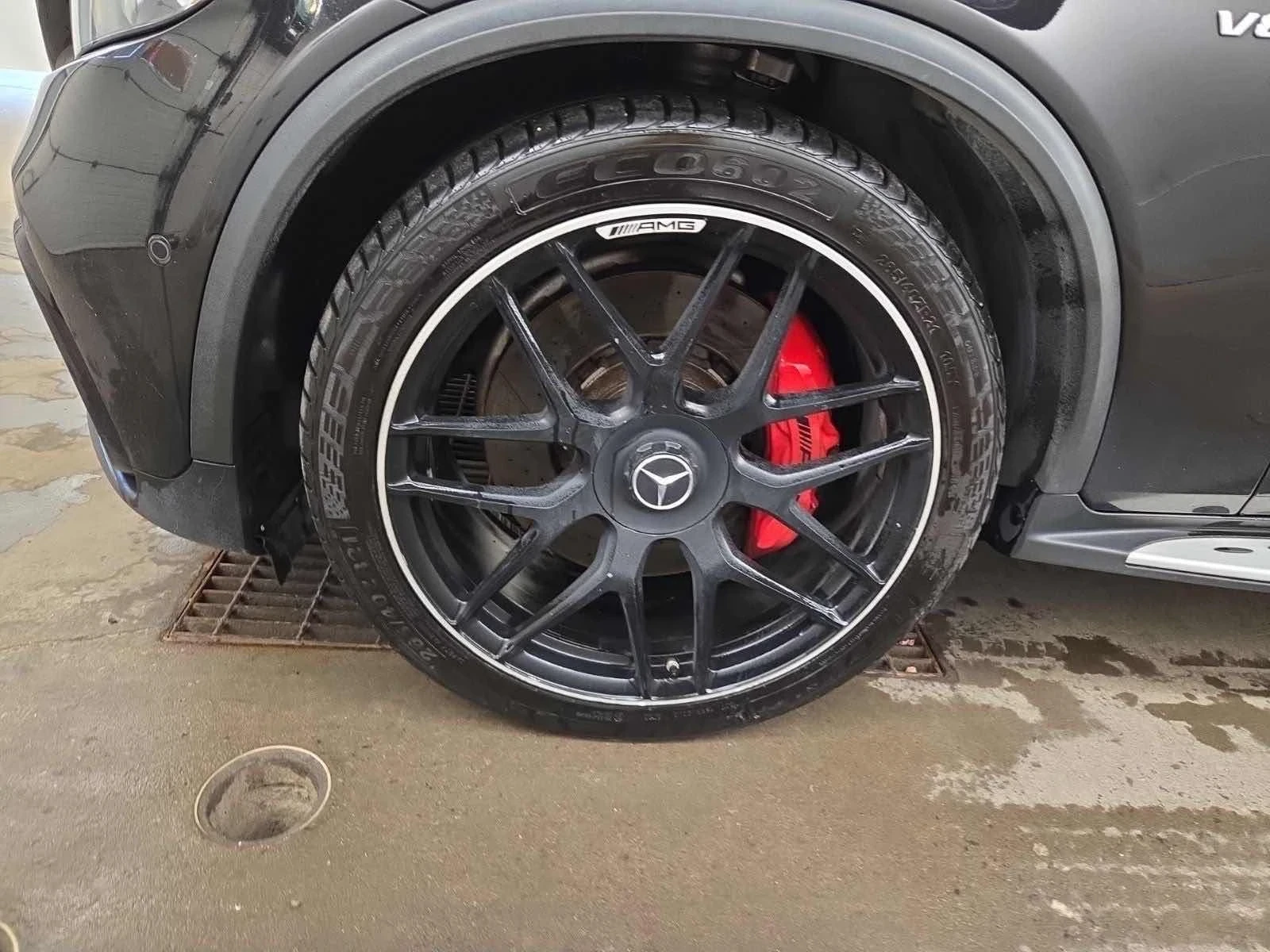 Mercedes-Benz GLC 63 AMG 63 S* 360* Burmester* Шибидах* Подгрев* Keyless, снимка 5 - Автомобили и джипове - 55090272