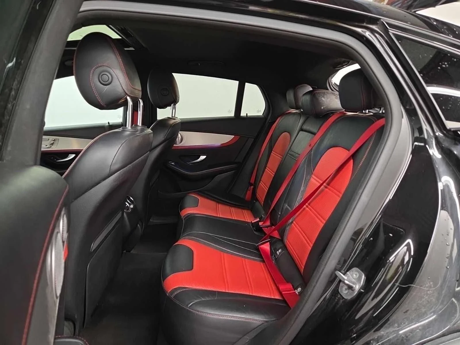 Mercedes-Benz GLC 63 AMG 63 S* 360* Burmester* Шибидах* Подгрев* Keyless, снимка 9 - Автомобили и джипове - 55090272