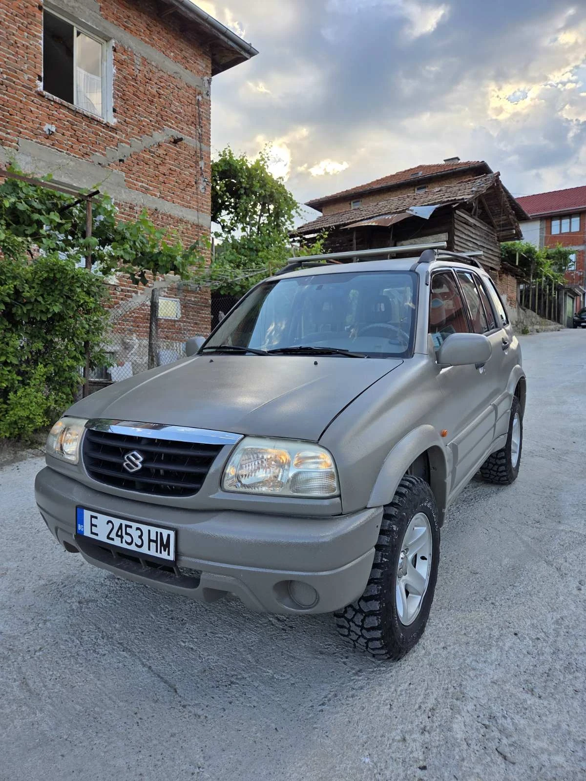 Suzuki Grand vitara, снимка 3 - Автомобили и джипове - 55121673