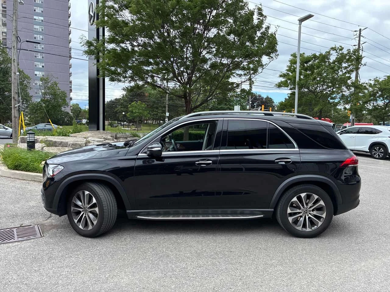 Mercedes-Benz GLE 350 * CARFAX * ЦЕНА ДО БГ, снимка 3 - Автомобили и джипове - 55162636