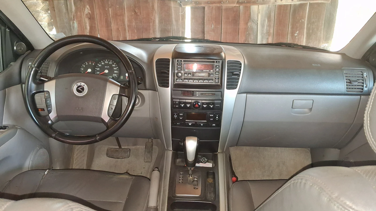Kia Sorento, снимка 4 - Автомобили и джипове - 55816923