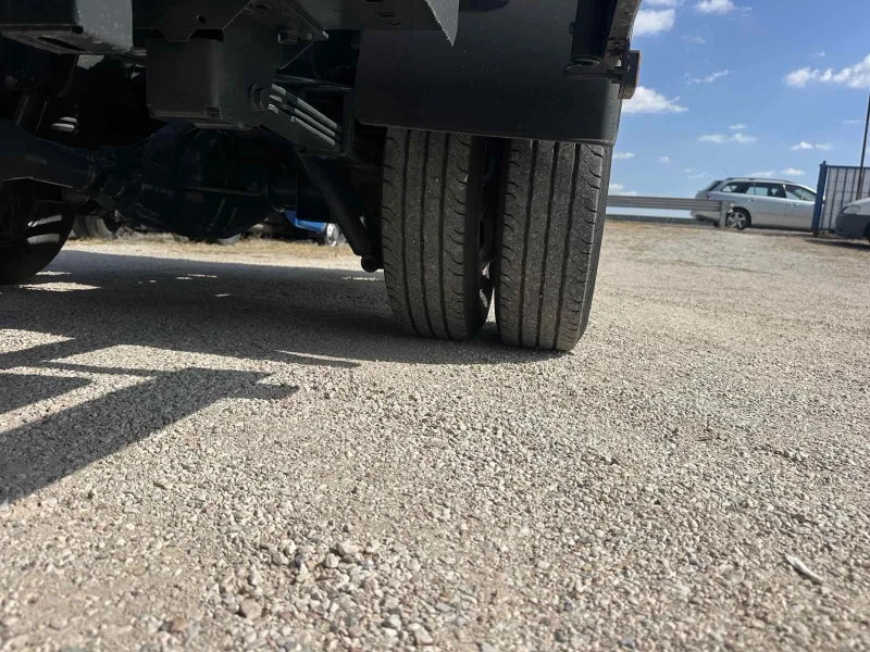 Renault Master Самосвал, снимка 8 - Бусове и автобуси - 51918172