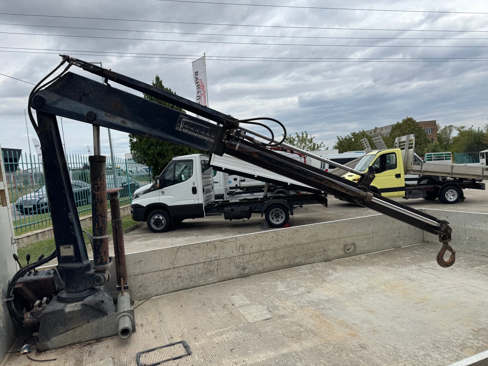 Iveco Daily 3.0HPI* 35C18* Kран HIAB-1.830 kg - изображение 8