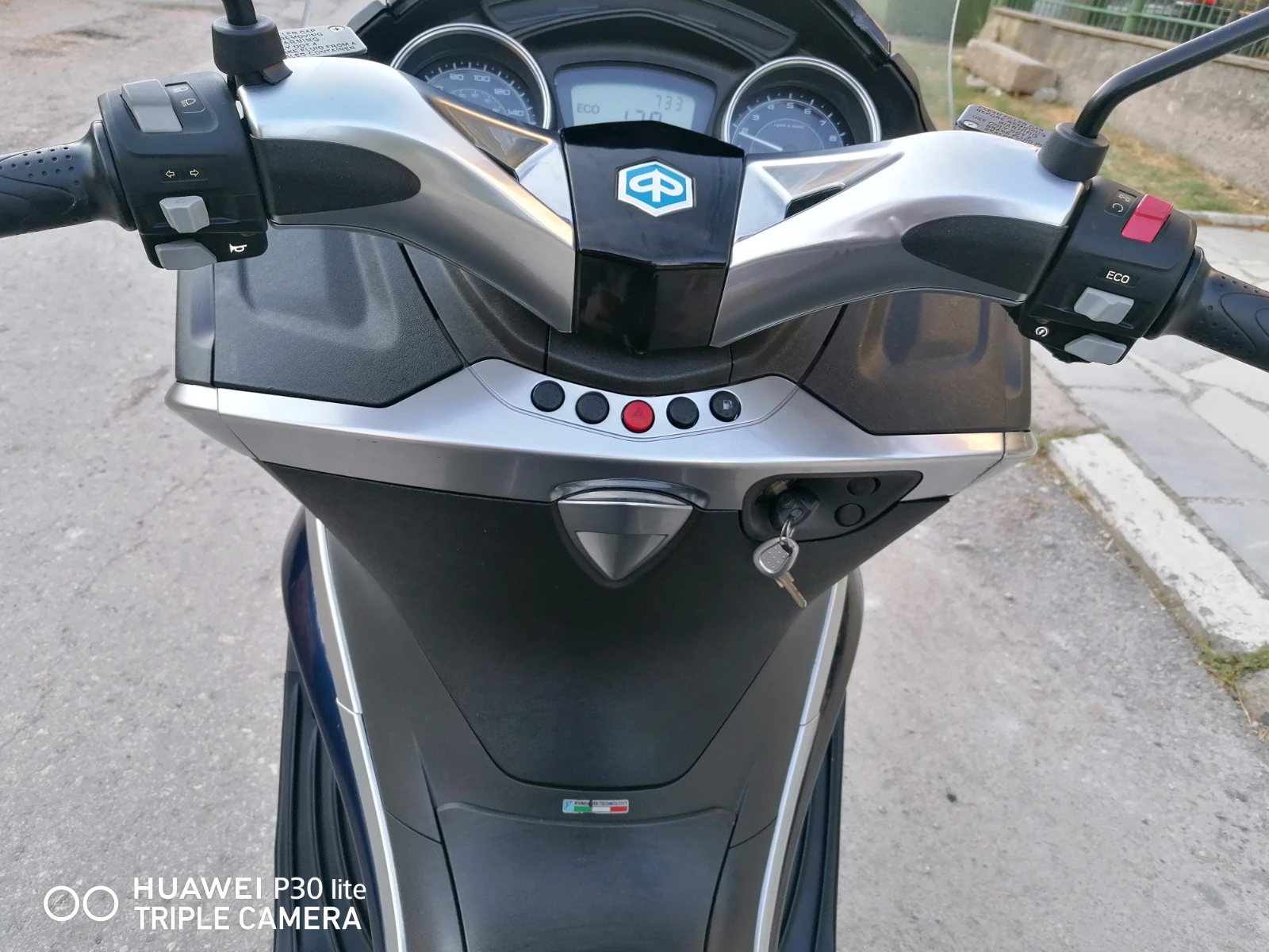 Piaggio X10 350 ie - изображение 8