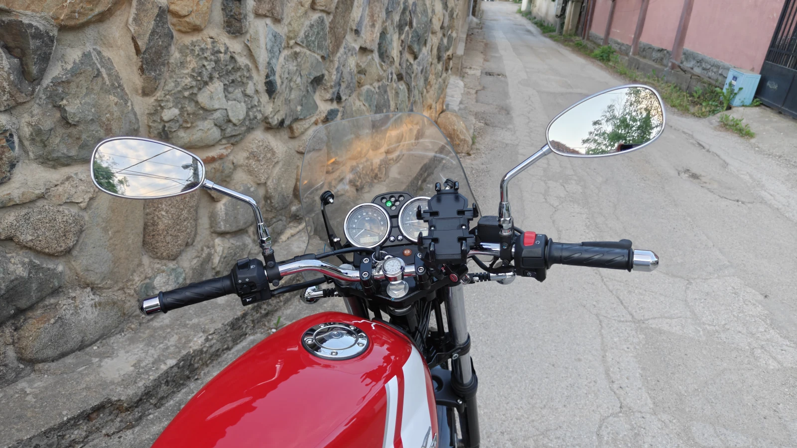 Moto Guzzi V V7II Special, снимка 12 - Мотоциклети и мототехника - 54704191