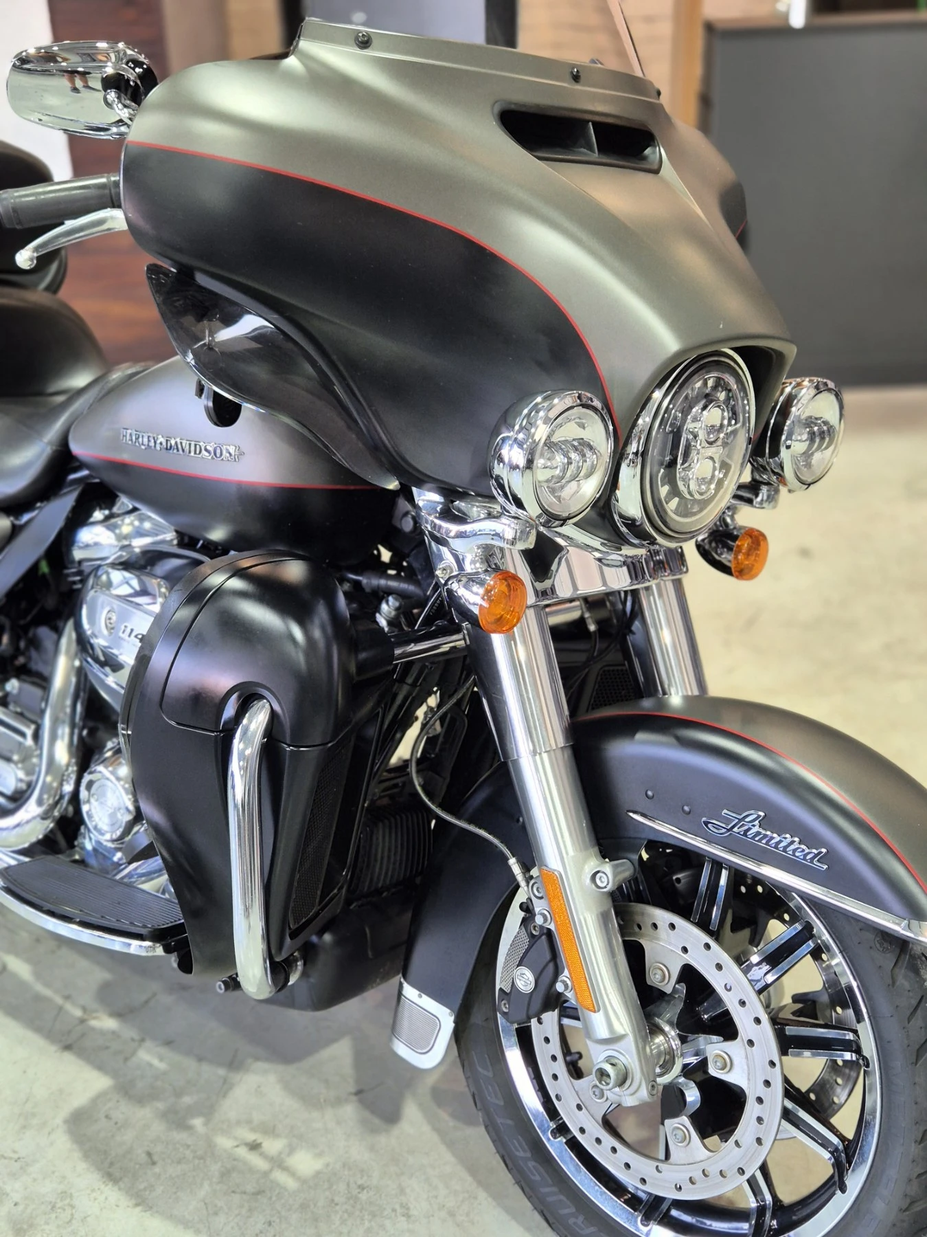 Harley-Davidson Electra Glide Classic FLHTK 114 inch Нов внос от Швейцария!!, снимка 10 - Мотоциклети и мототехника - 55499546