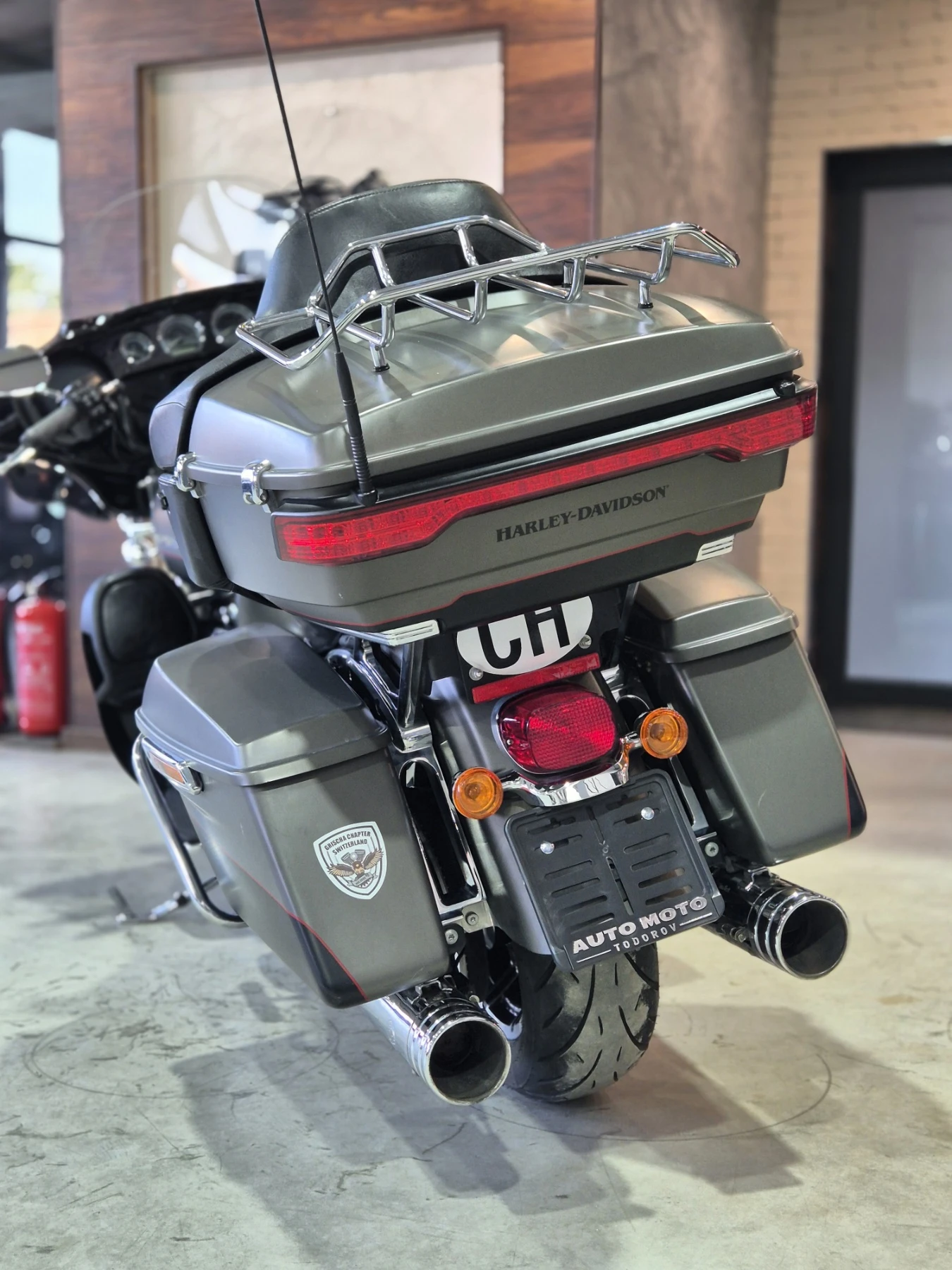 Harley-Davidson Electra Glide Classic FLHTK 114 inch Нов внос от Швейцария!!, снимка 4 - Мотоциклети и мототехника - 55499546
