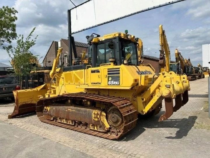 Булдозер Komatsu D65PXI-18 - изображение 2