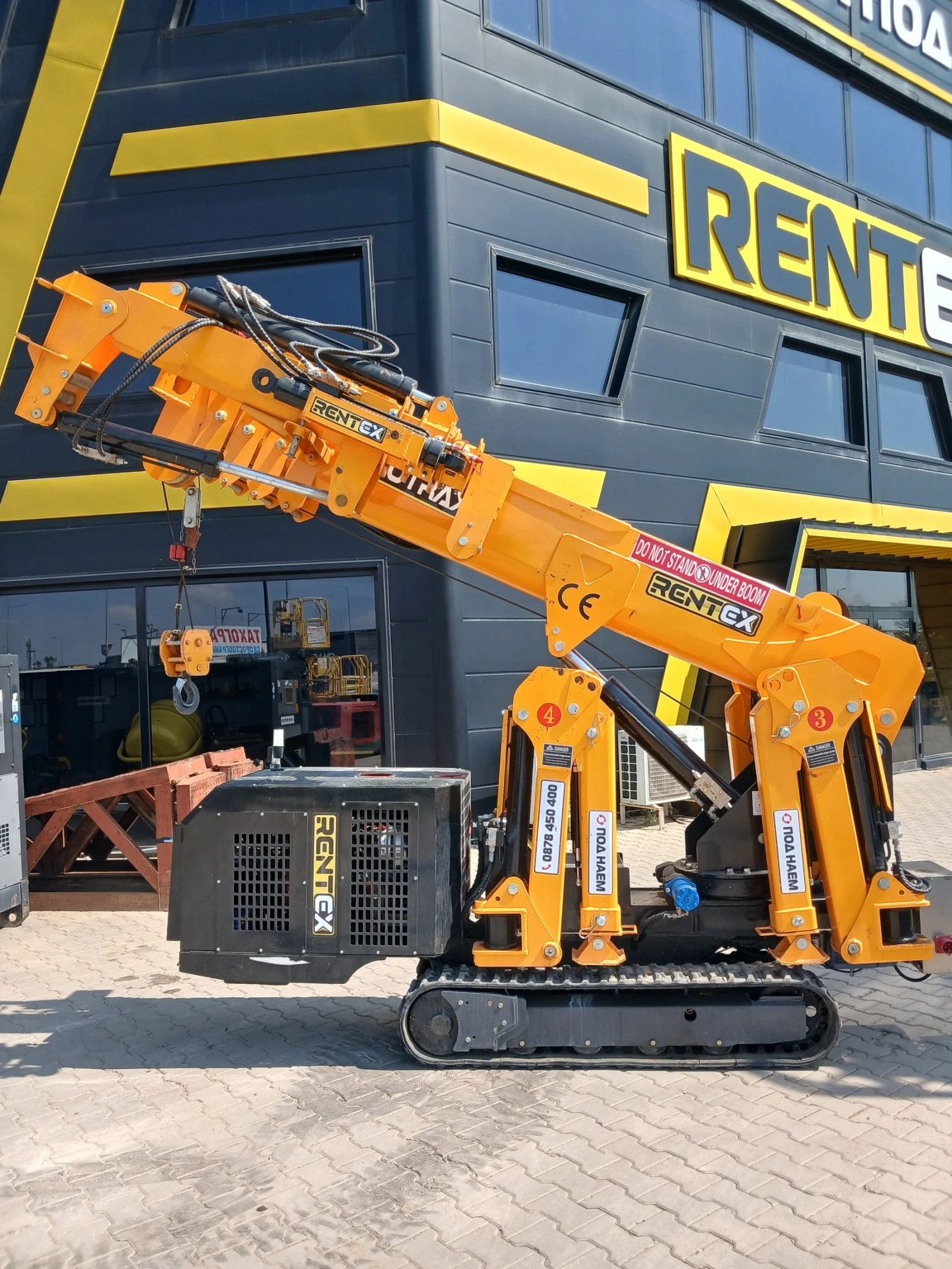 Кулокранове Друга Спайдър кран BAUTRAX SPC30