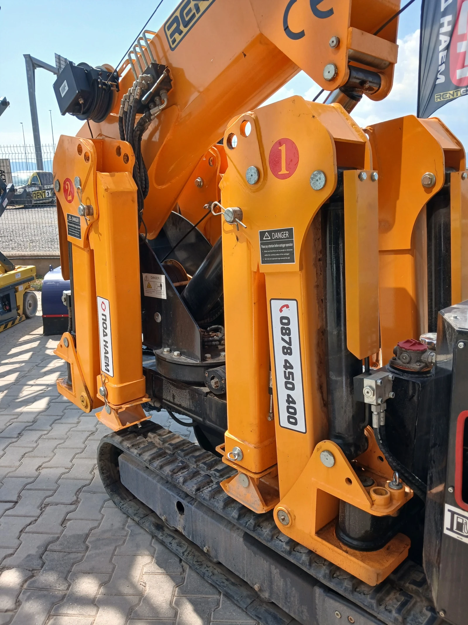 Кулокранове Друга Спайдър кран BAUTRAX SPC30, снимка 9 - Индустриална техника - 55842956