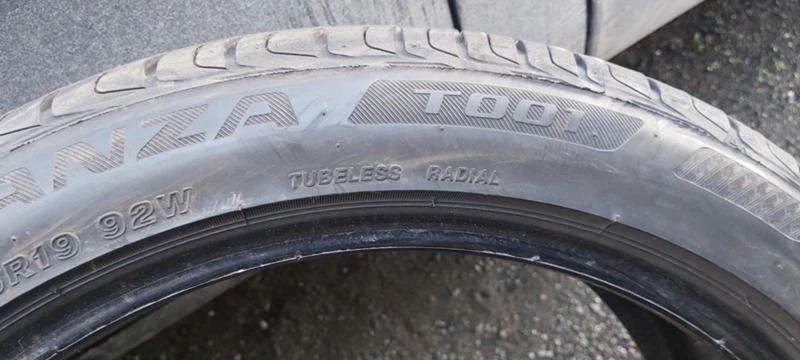 Гуми Летни 225/45R19, снимка 6 - Гуми и джанти - 31151730