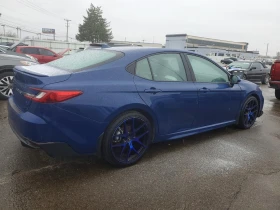 Toyota Camry SE, снимка 3