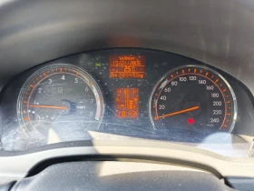 Toyota Avensis 1.8 i/ LPG, снимка 8