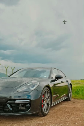 ����� �� �������� �� Porsche Panamera Turbo | �������� � ����� �� 2030�