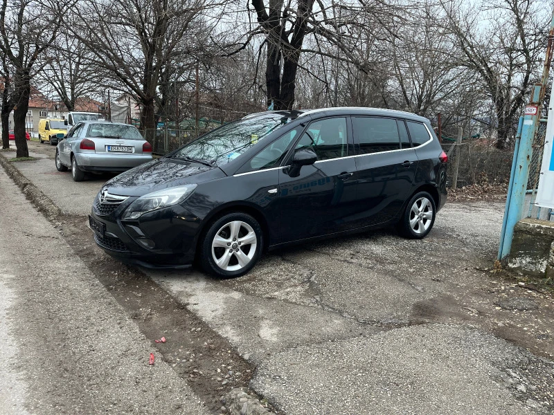 Opel Zafira 7 места, снимка 4 - Автомобили и джипове - 39296502