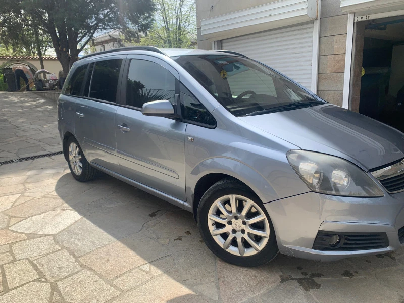 Opel Zafira, снимка 4 - Автомобили и джипове - 45148142