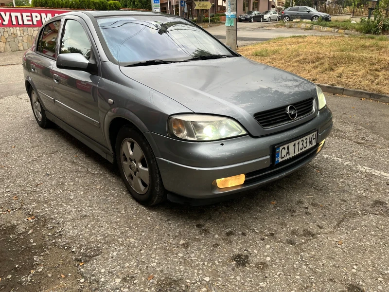 Opel Astra, снимка 1 - Автомобили и джипове - 47094248