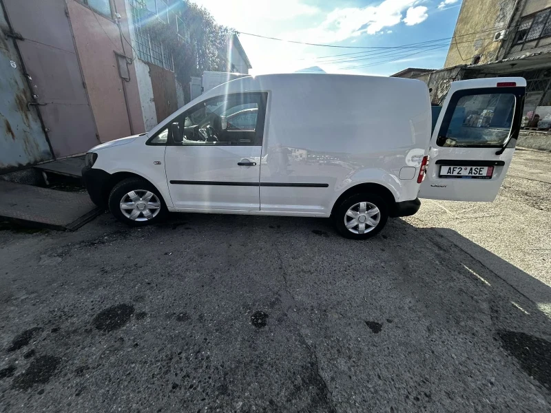 VW Caddy, снимка 1 - Автомобили и джипове - 48530607