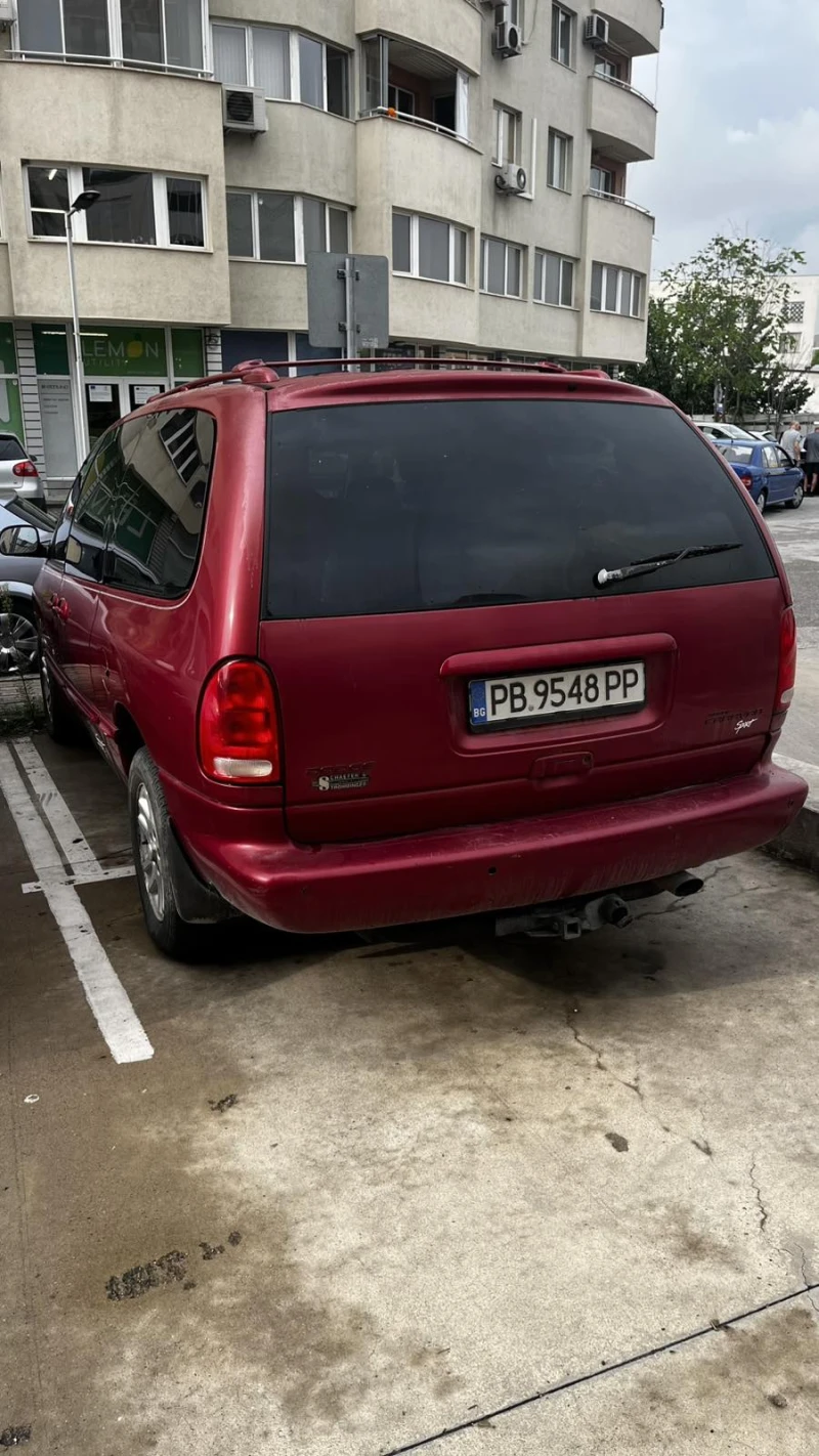 Chrysler Voyager, снимка 7 - Автомобили и джипове - 52272837