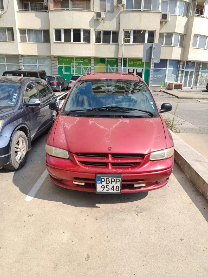 Chrysler Voyager, снимка 11 - Автомобили и джипове - 52272837