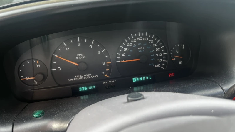 Chrysler Voyager, снимка 5 - Автомобили и джипове - 52272837