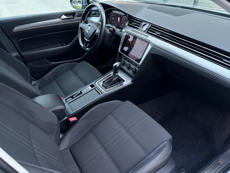 VW Passat ALLTRACK 2.0TDI 190кс LED, DIGITAL, KEYLESS-GO, снимка 10 - Автомобили и джипове - 52459652