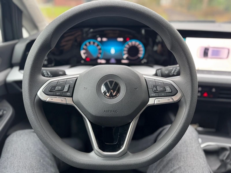 VW Golf, снимка 4 - Автомобили и джипове - 53586715