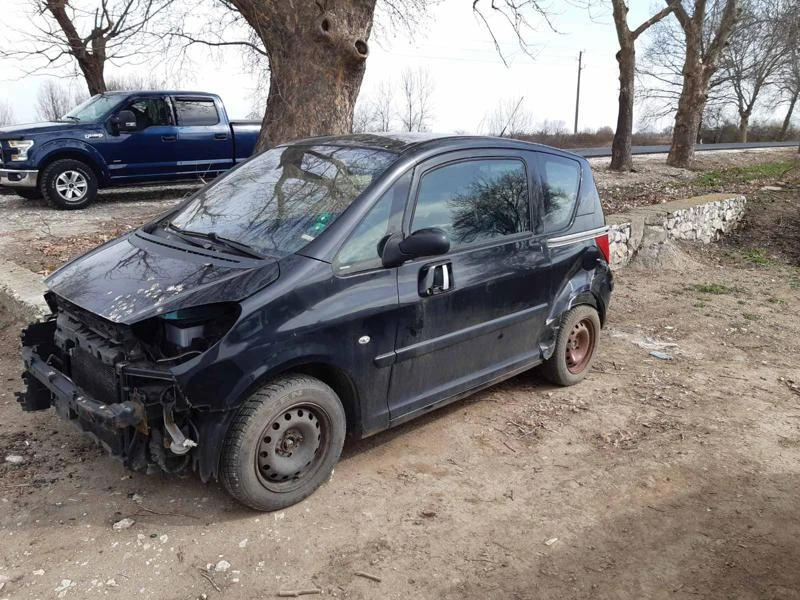 Peugeot 1007 1.4HDI-НА ЧАСТИ, снимка 3 - Автомобили и джипове - 36498257