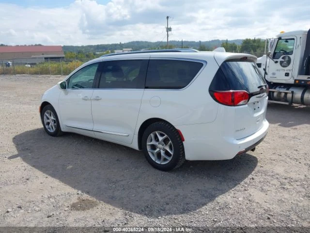 Chrysler Pacifica TOURING-L PLUS * СТАВА НА ГАЗ* , снимка 4 - Автомобили и джипове - 47542315