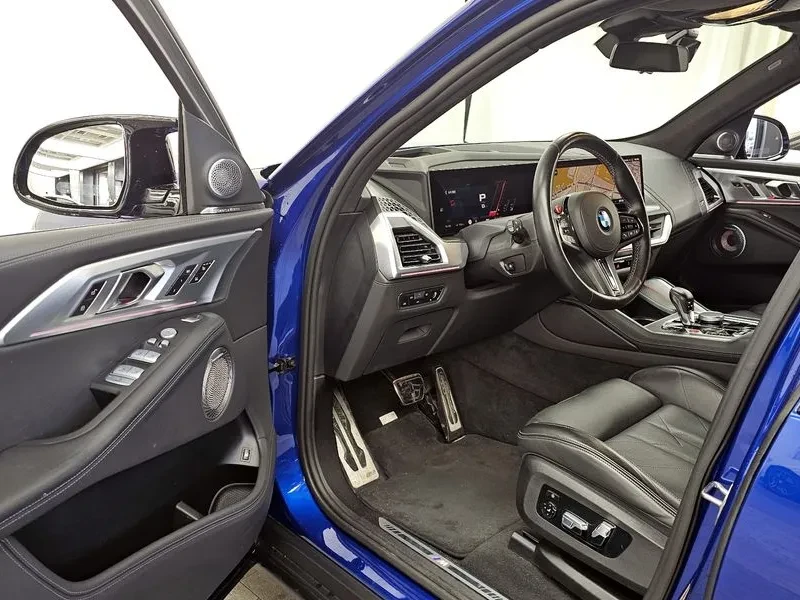 BMW XM, снимка 10 - Автомобили и джипове - 54820158