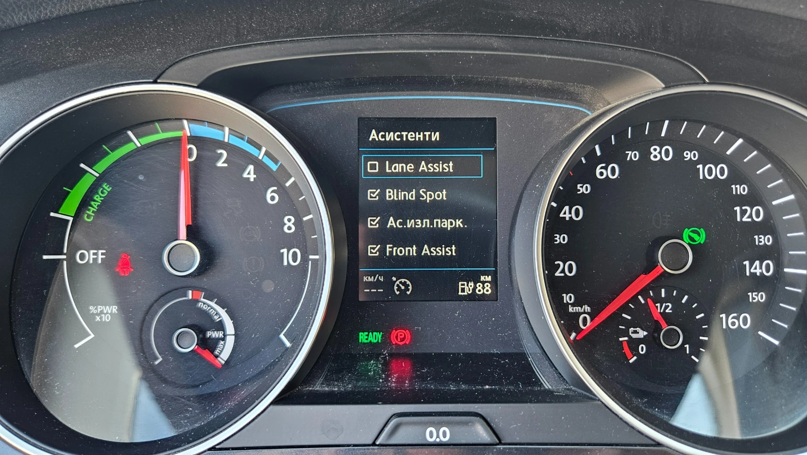 VW Golf E-GOLF Голямата батерия 44000км - изображение 9