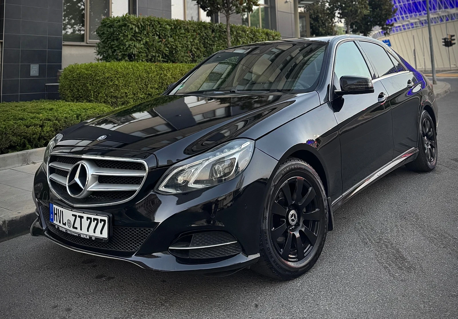 Mercedes-Benz E 200 2.2 CDI Full Led - изображение 2