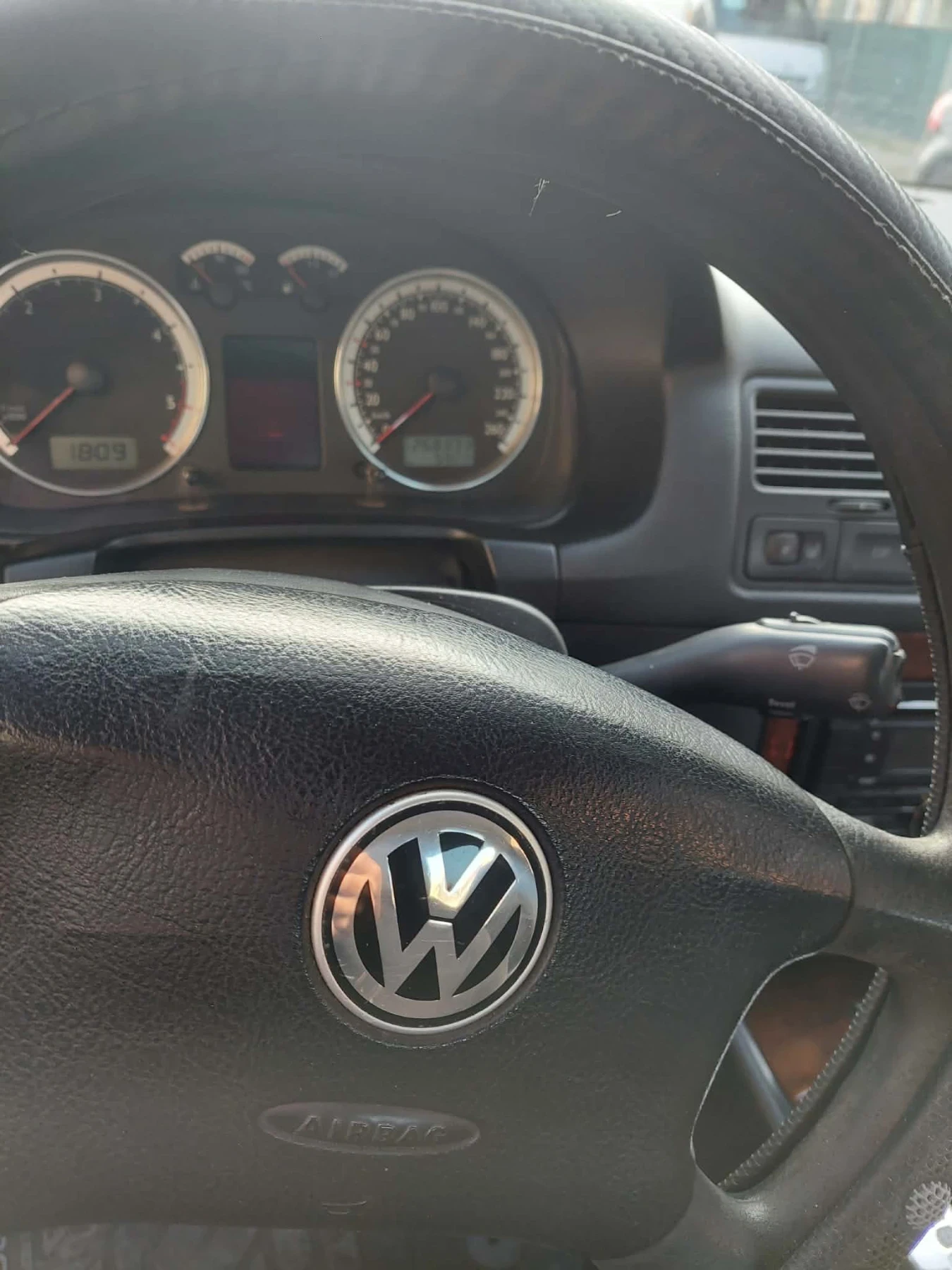 VW Bora 1.9 TDI, снимка 3 - Автомобили и джипове - 54179960
