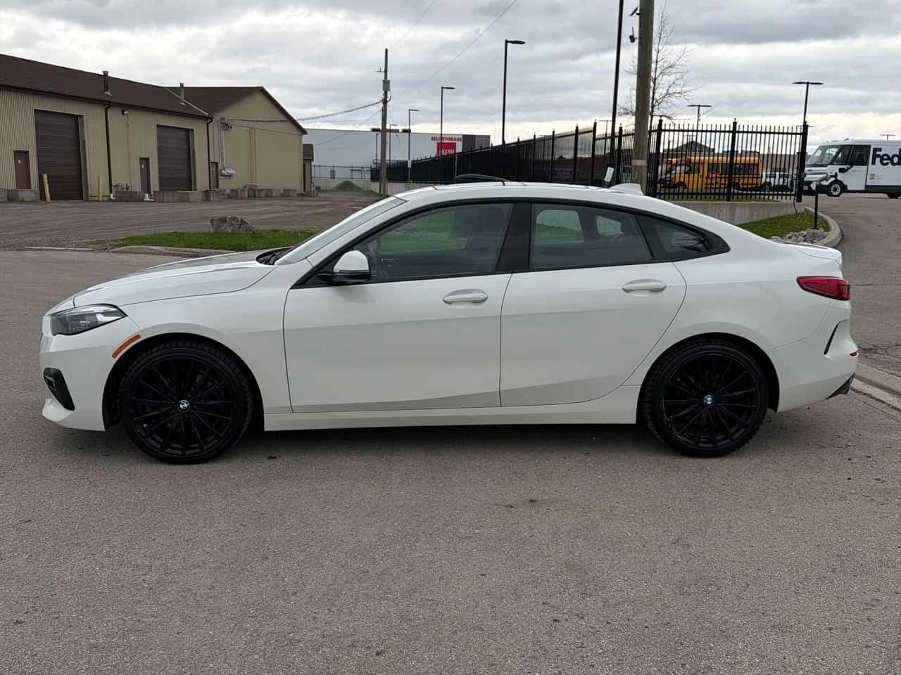 BMW 228 xDrive/ПАНОРАМА/ПОДГРЕВИ, снимка 3 - Автомобили и джипове - 54492734